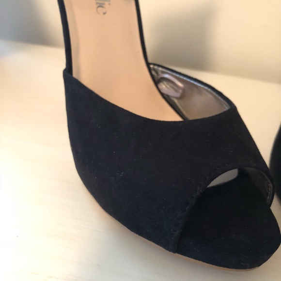 Black peep toe heels - Picture 8 of 8